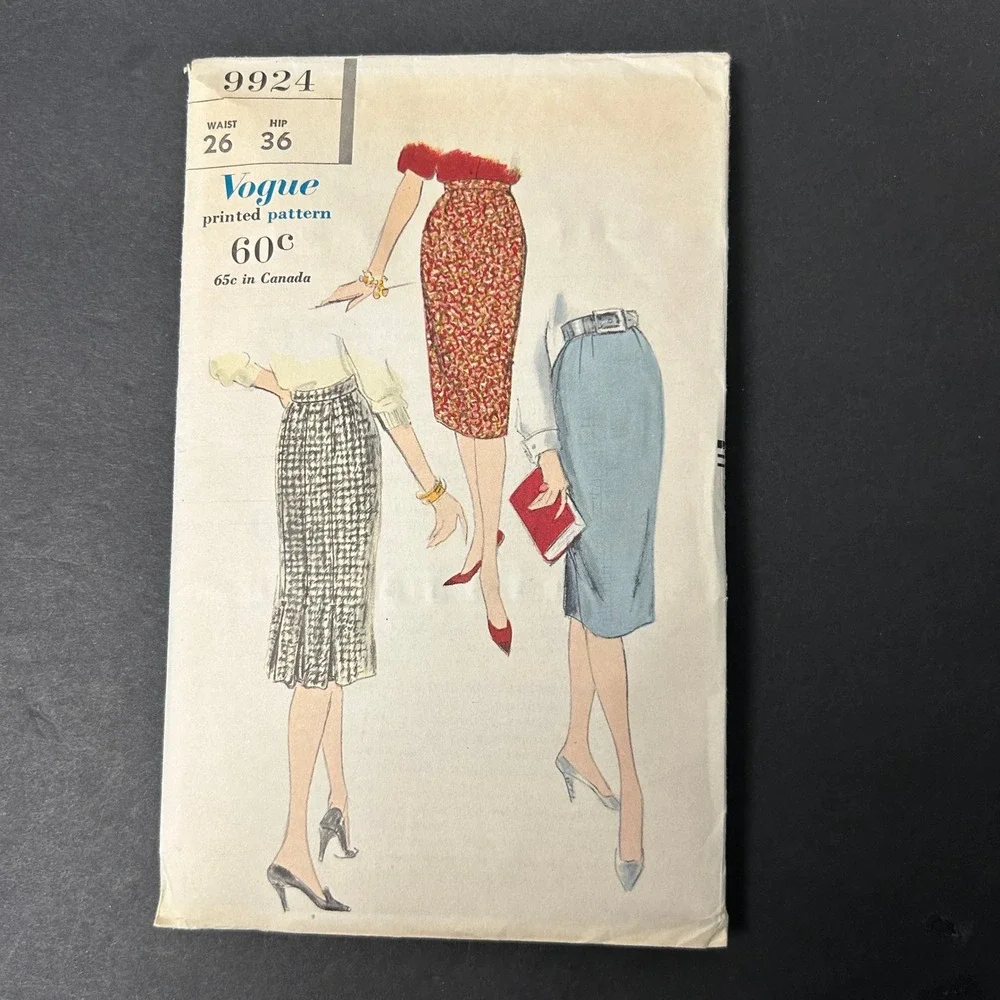 Vintage 60's Vogue 9924 Sewing Pattern Women Size 26 Waist Slim Skirt